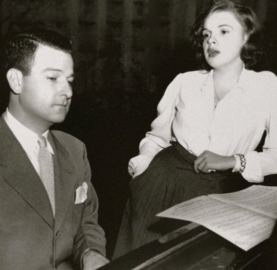 Roger Edens con Judy Garland