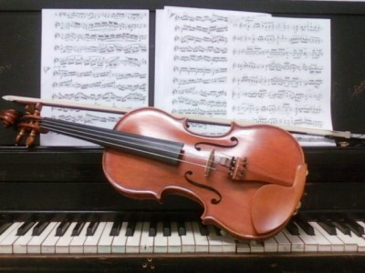 Piano-y-violin.jpg