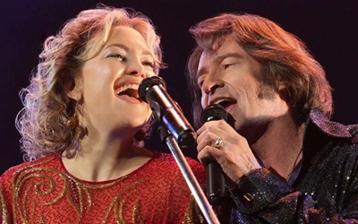 2025 - Song Sung Blue (Neil Diamond)-0e2